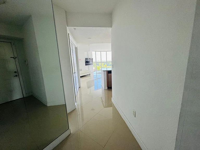 Radius Dr — Photo 7
