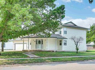 327 N Adams St, Cheney, KS 67025