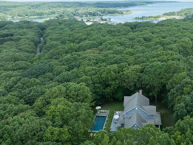 4 Fairway Dr — Photo 26