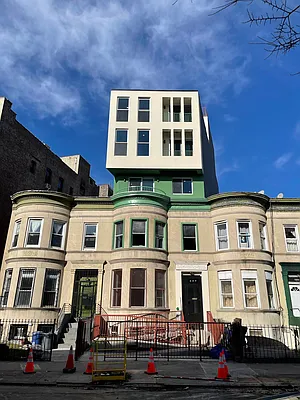 Rented by Delmark Realty LLC | media 38