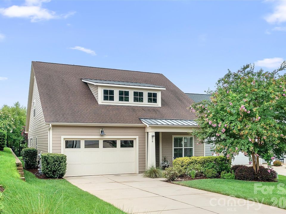 1st image of 218 Stone Mountain Way