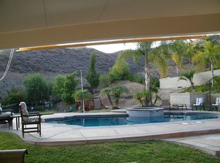 28375 Hawks Ridge Dr, Canyon Country, CA 91351
