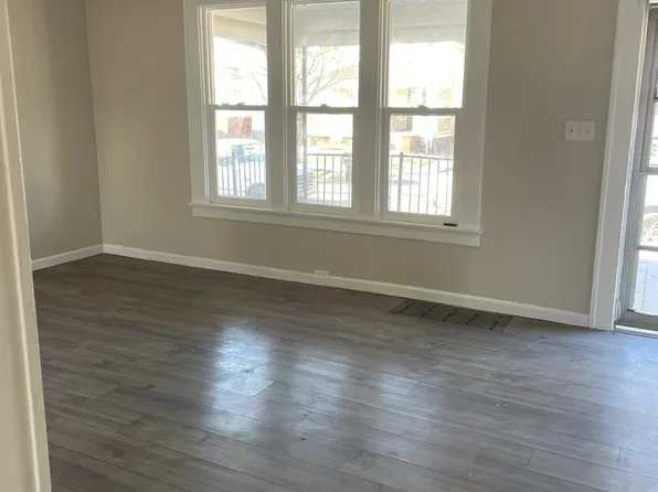 4016 Asbury Dr, Toledo, OH 43612