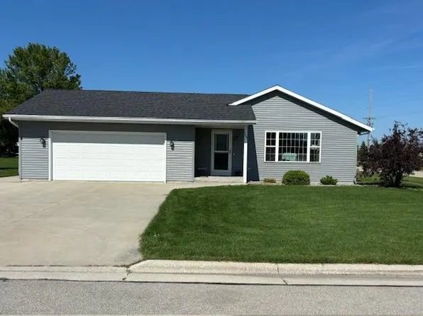103 Menominee DRIVE, Sheboygan Falls, WI 53085