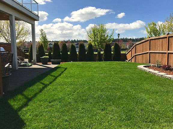 3rd image of 4407 Logan Dr NE