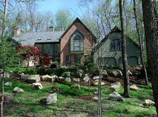 5003 Crowfoot Rd, Murrysville, PA 15668