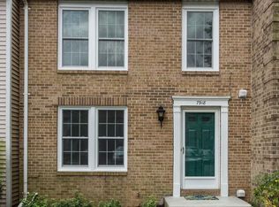 7918 Tyson Oaks Cir, Vienna, VA 22182