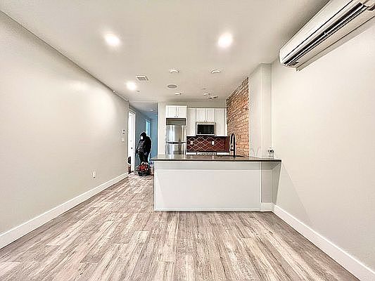 5th image of 1200 Bedford Ave #A