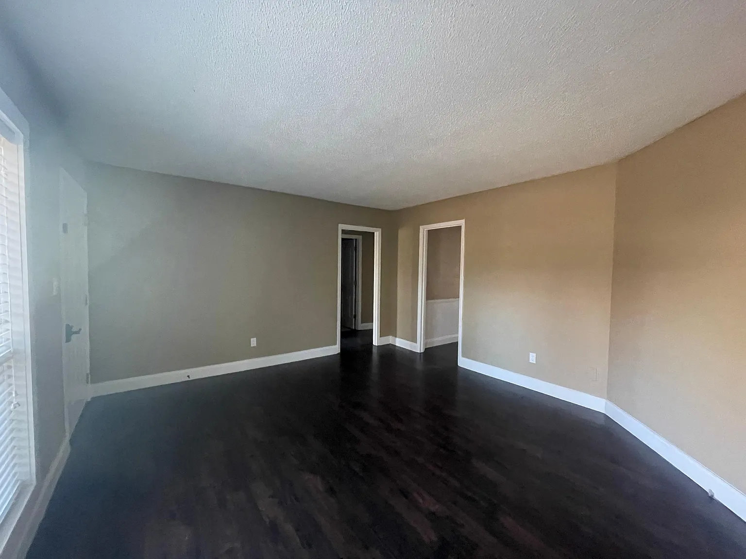 6019 Olinda St — Photo 4