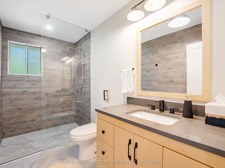 27 Irene Rd — Photo 15
