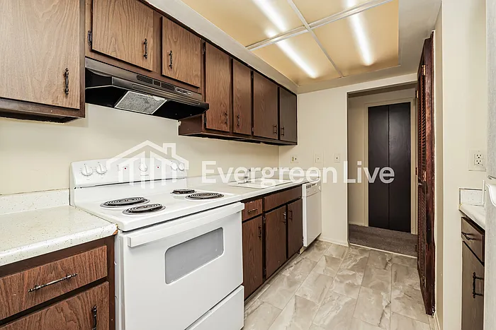 5919 Troy Villa Blvd — Photo 6