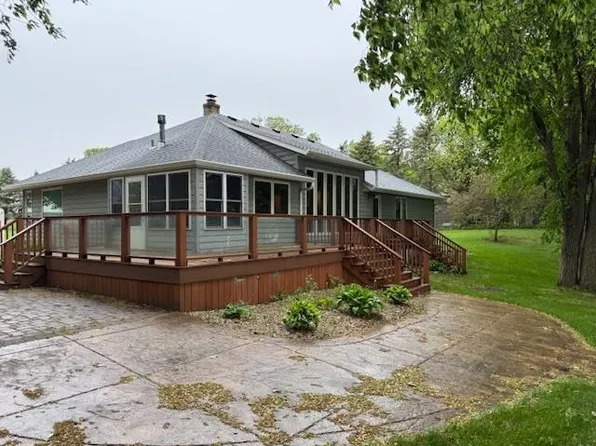 23584 Pilot Ct, Hutchinson, MN 55350