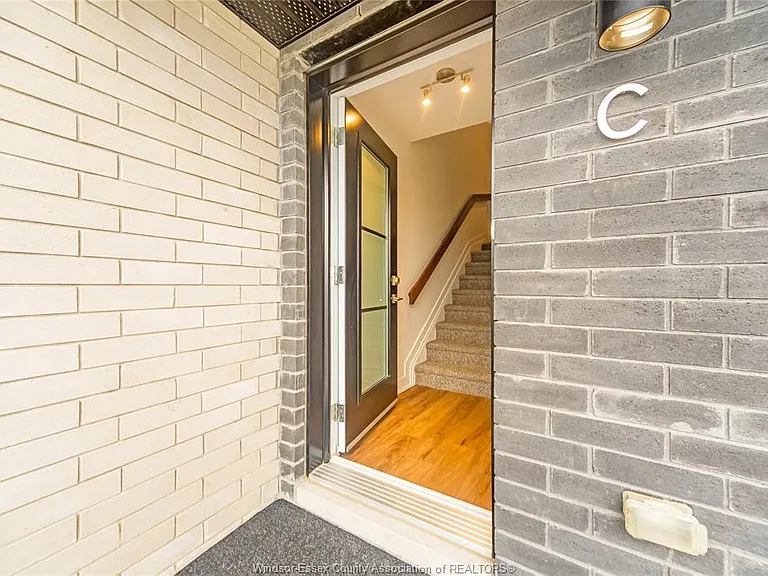90 Rutile St — Photo 9