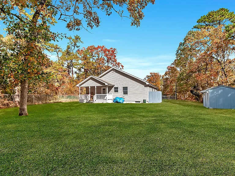 756 Lakehurst Rd — Photo 15
