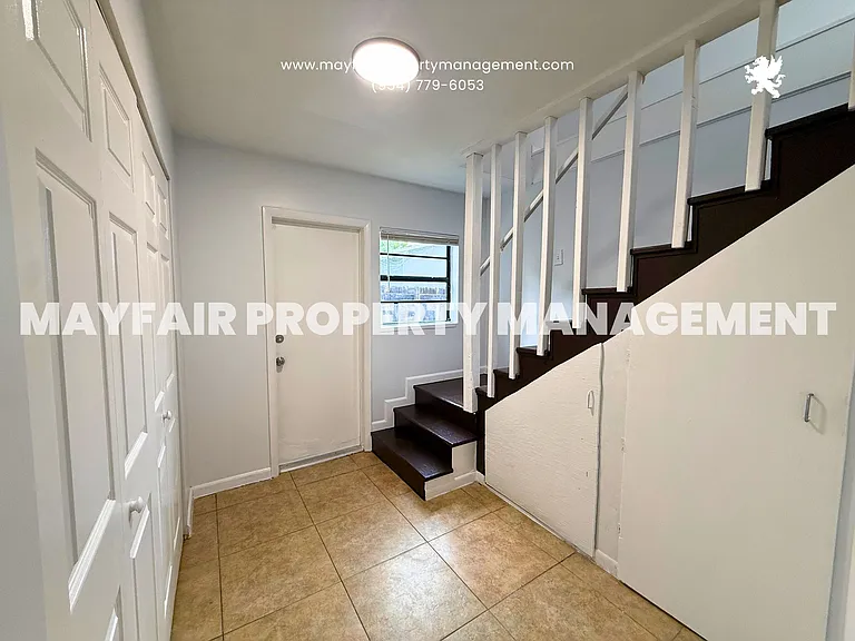 1329 NW 7th Ave — Photo 20