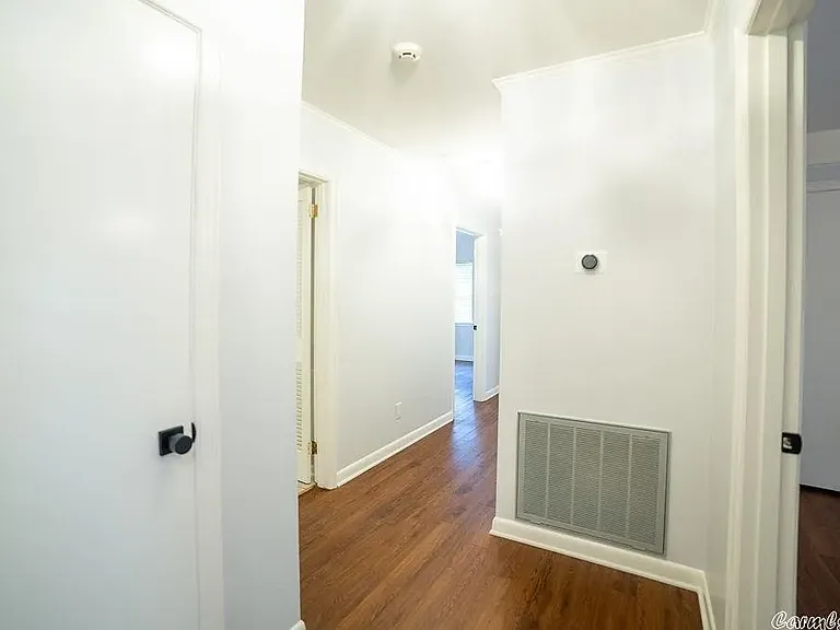 1905 Clapboard Hill Rd — Photo 11