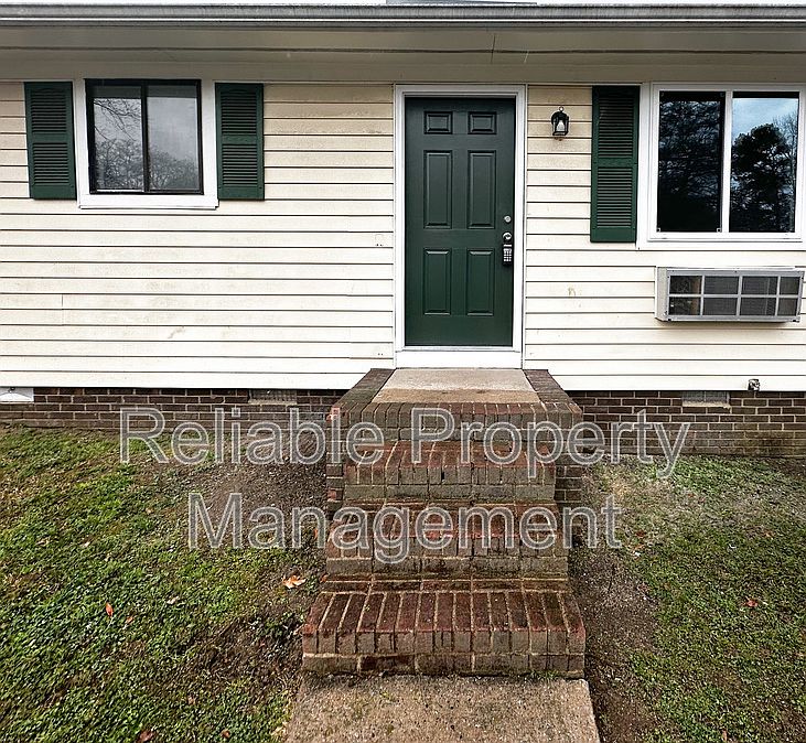 1st image of 430 S Smith St #C