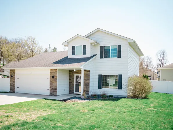 211 W Baker St, Avoca, IA 51521