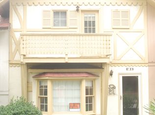 71 White St SIDE D, Helen, GA 30545