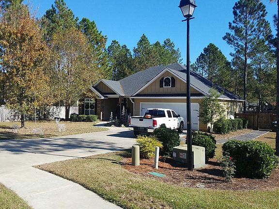 4th image of 5348 Maycomb Ave