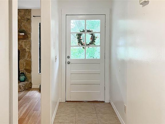 2nd image of 3540 Joel Ave