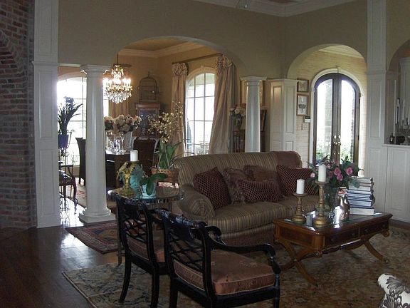 2nd image of 4861 Portrush Dr