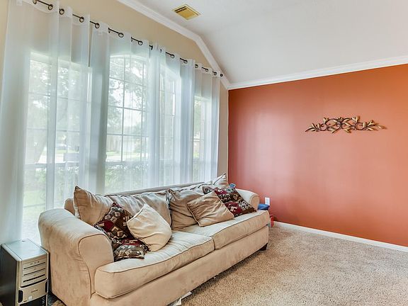 This room is perfect for a living room, office space, or pla