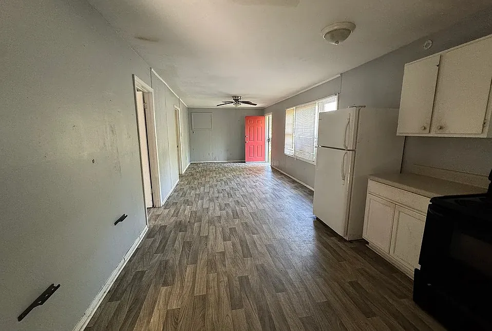 2858 Jadan Place — Photo 3