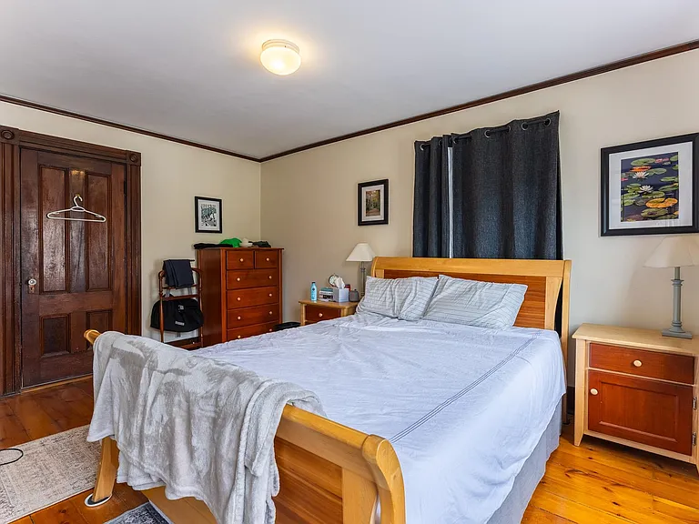 19 Blossom St — Photo 11