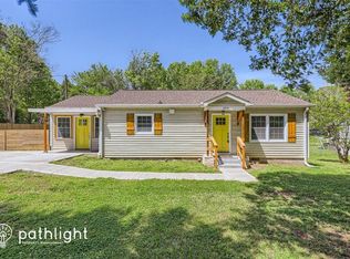 2210 Weddington Rd, Charlotte, NC 28270