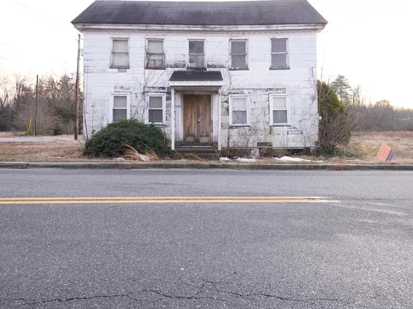 898 Main St, Newport, NJ 08345