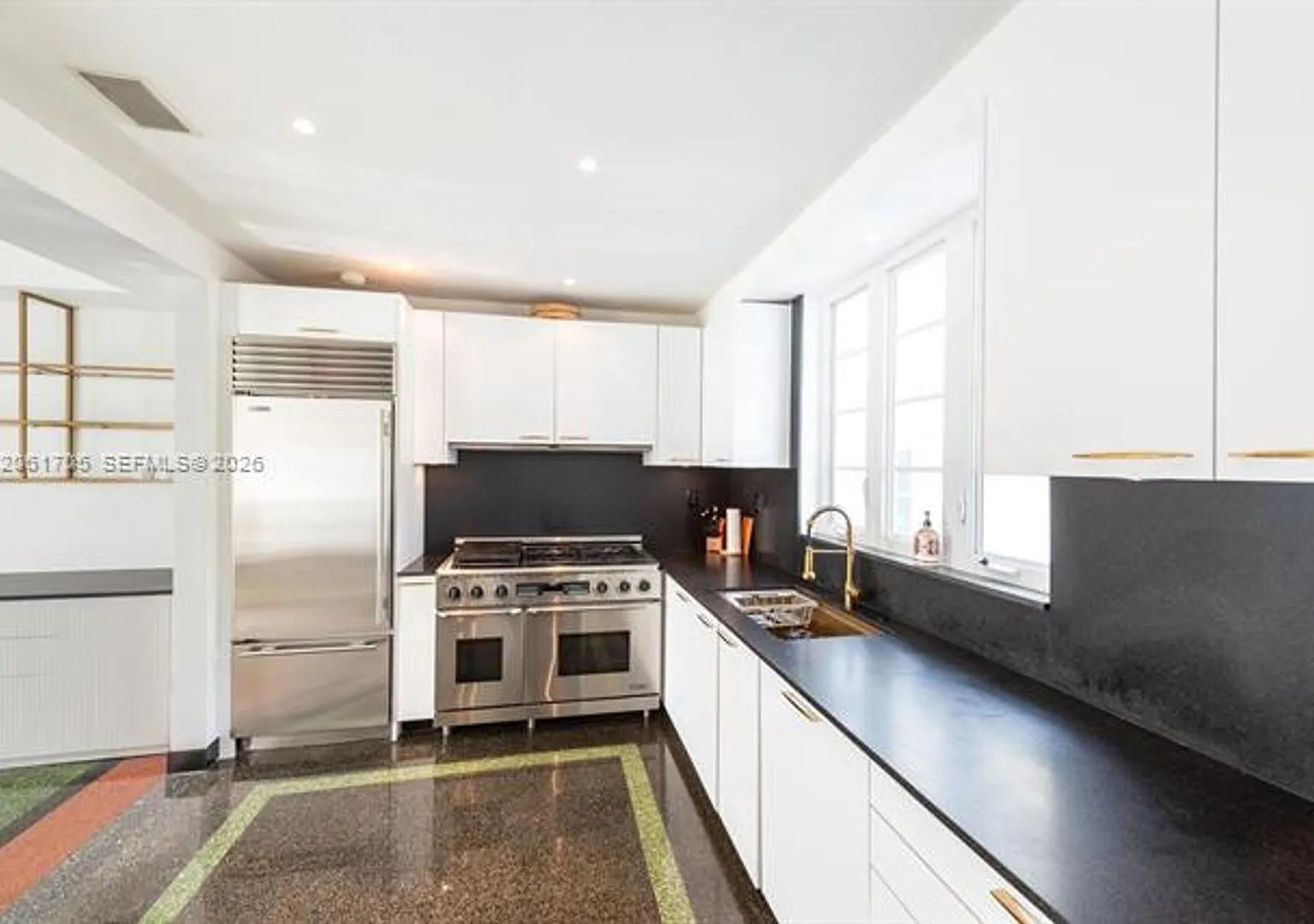 841 19th St # 841, Miami Beach, FL 33139 — Photo 1