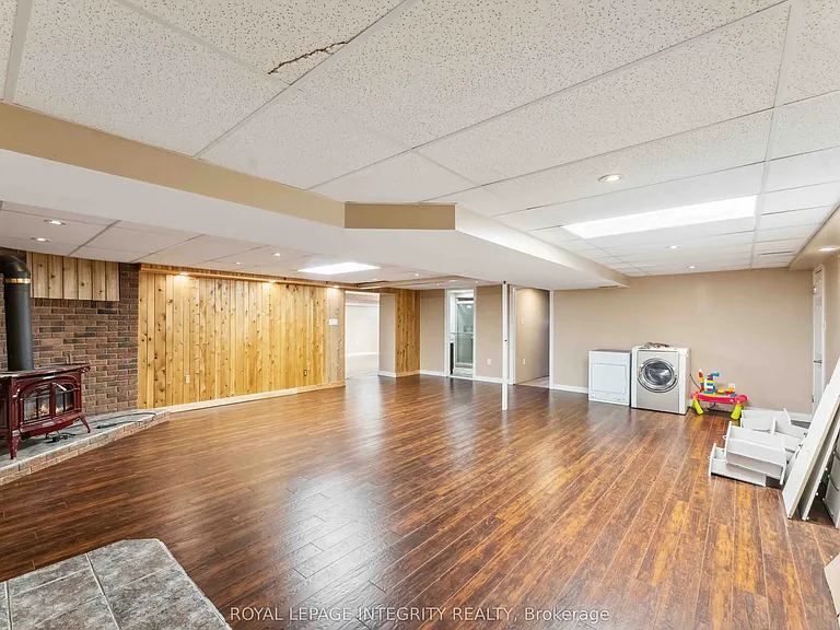 4670 Fallowfield Rd — Photo 28