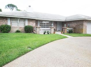 4001 SE Fairway W, Stuart, FL 34997