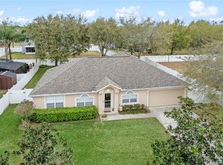 1036 Tawny Eagle Dr, Groveland, FL 34736