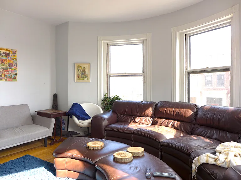 25 Stearns Rd — Photo 17