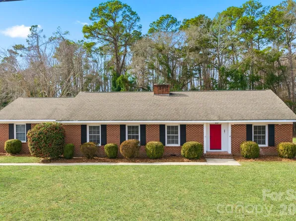 201 Northam Rd, Rockingham, NC 28379