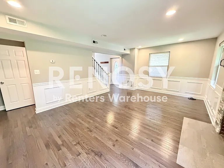601 Warwick Rd — Photo 8