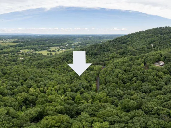 64 Brandy Rd, Front Royal, VA 22630
