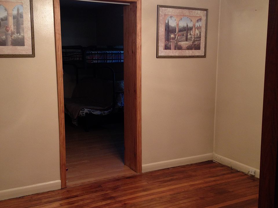 2nd image of 505 Maple Ave