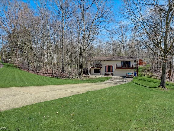 3rd image of 1024 Shepard Hills Blvd