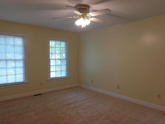 3rd image of 11113 Arbor Green Dr