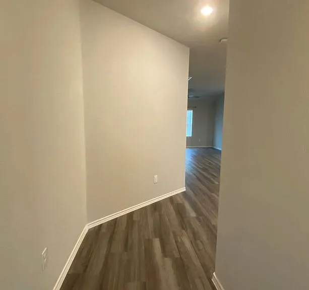 10410 Waverunner — Photo 9