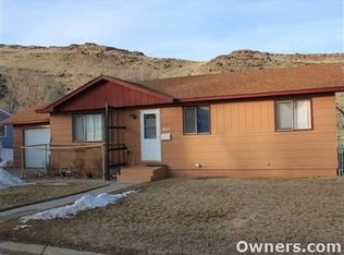 917 Nieman St, Rawlins, WY 82301