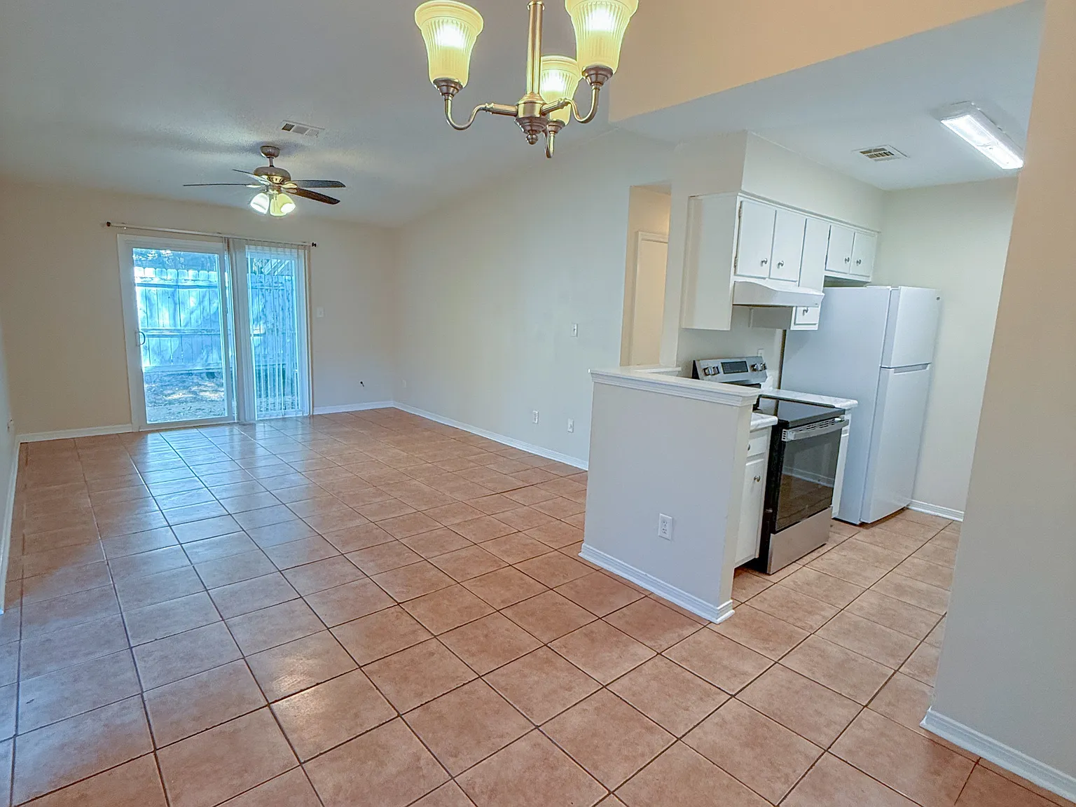 8390 Country Walk Drive - C — Photo 2