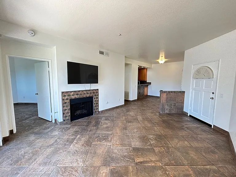 2960 Champion Way #1001 — Photo 15