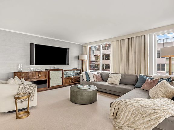 3rd image of 212 Warren St APT 16C