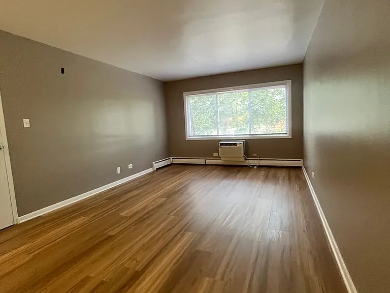 27 N 29 N Dryden Pl — Photo 3