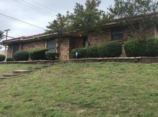 901 Canyon Ridge Dr, Desoto, TX 75115