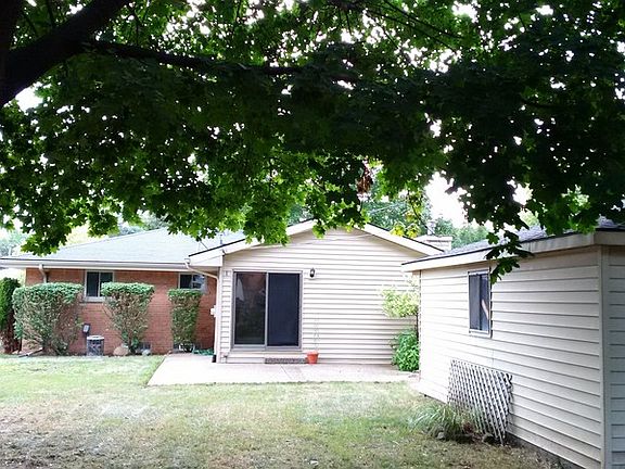 2nd image of 14666 Country Club Dr